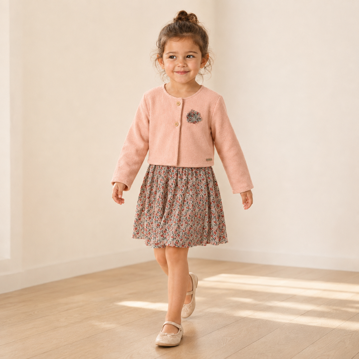 Vestido Infantil Jardim de Outono com Casaquinho